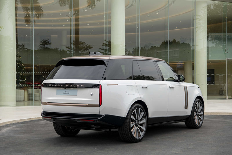 Giá xe Range Rover SV Autobiography 2024 