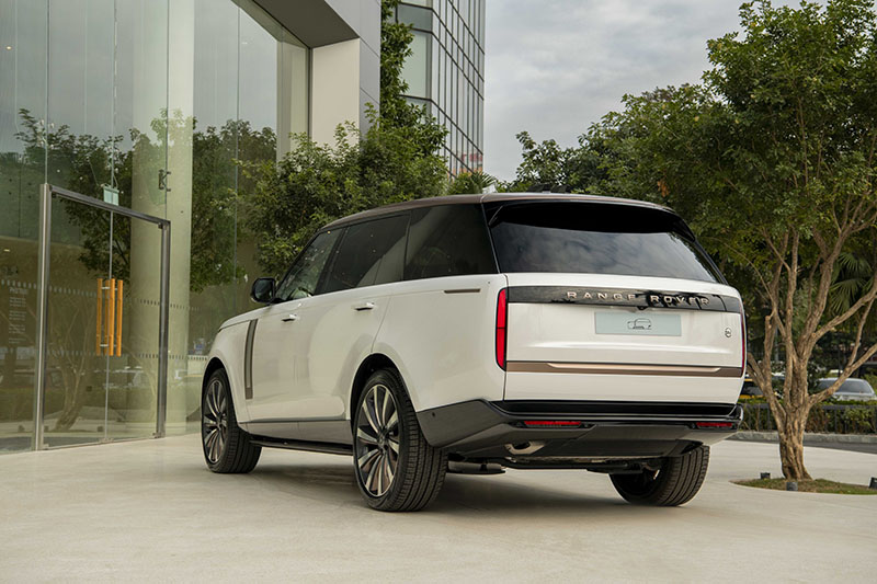 Giá xe Range Rover SV Autobiography 2024 