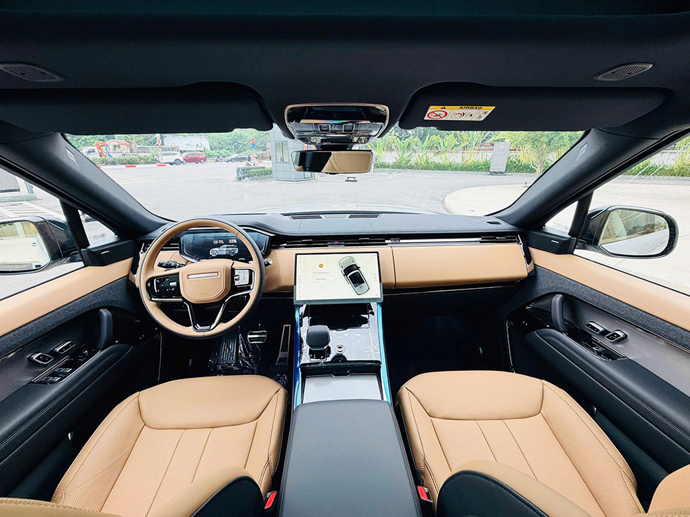Toàn cảnh khoang lái nội thất da Caraway phối Ebony trên Range Rover Sport 2026 PHEV