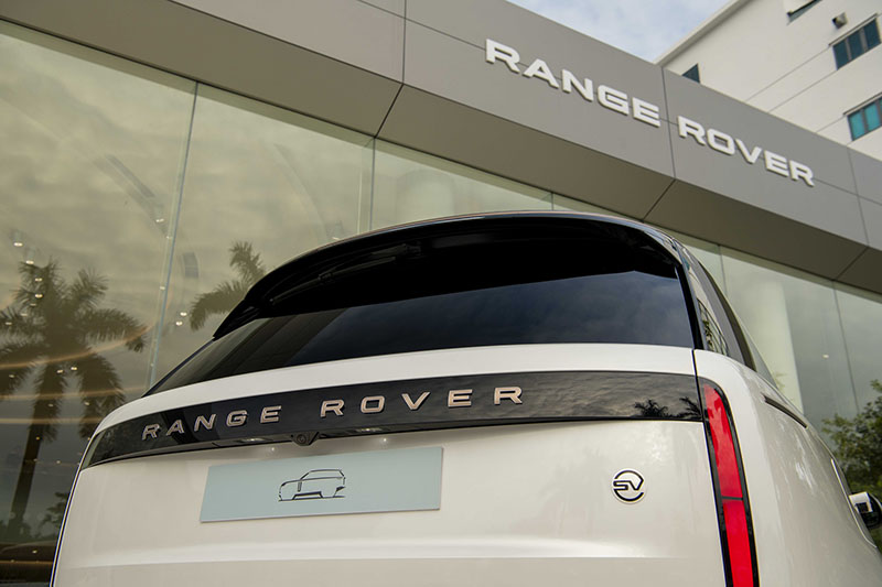 Range Rover SV Autobiography Trắng