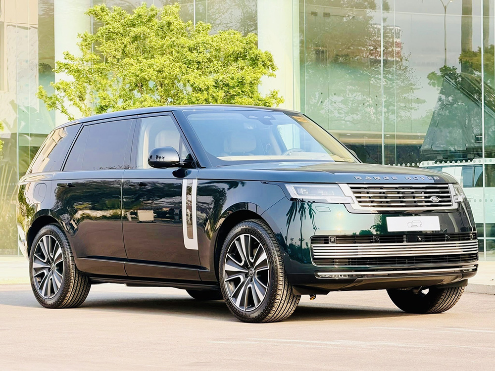 Range Rover màu Belgravia Green (Xanh ngọc lục bảo)