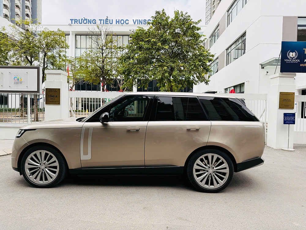 so-sanh-range-rover-lwb-va-swb-2026